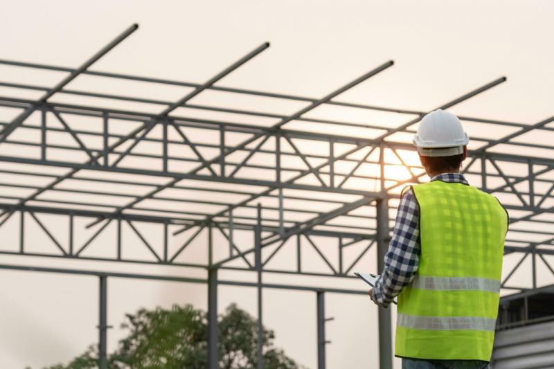 Montagem de Estruturas Metálicas: Guia Completo para Projetos Eficientes e Seguros